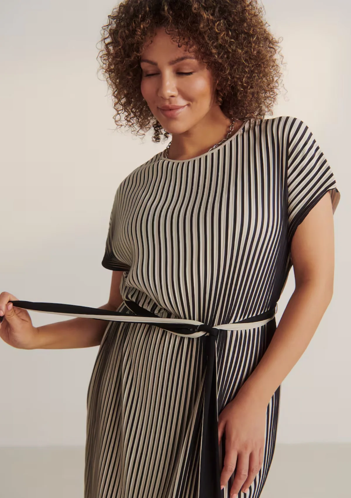 Curvy Kleid 'Lulu' - Image 5