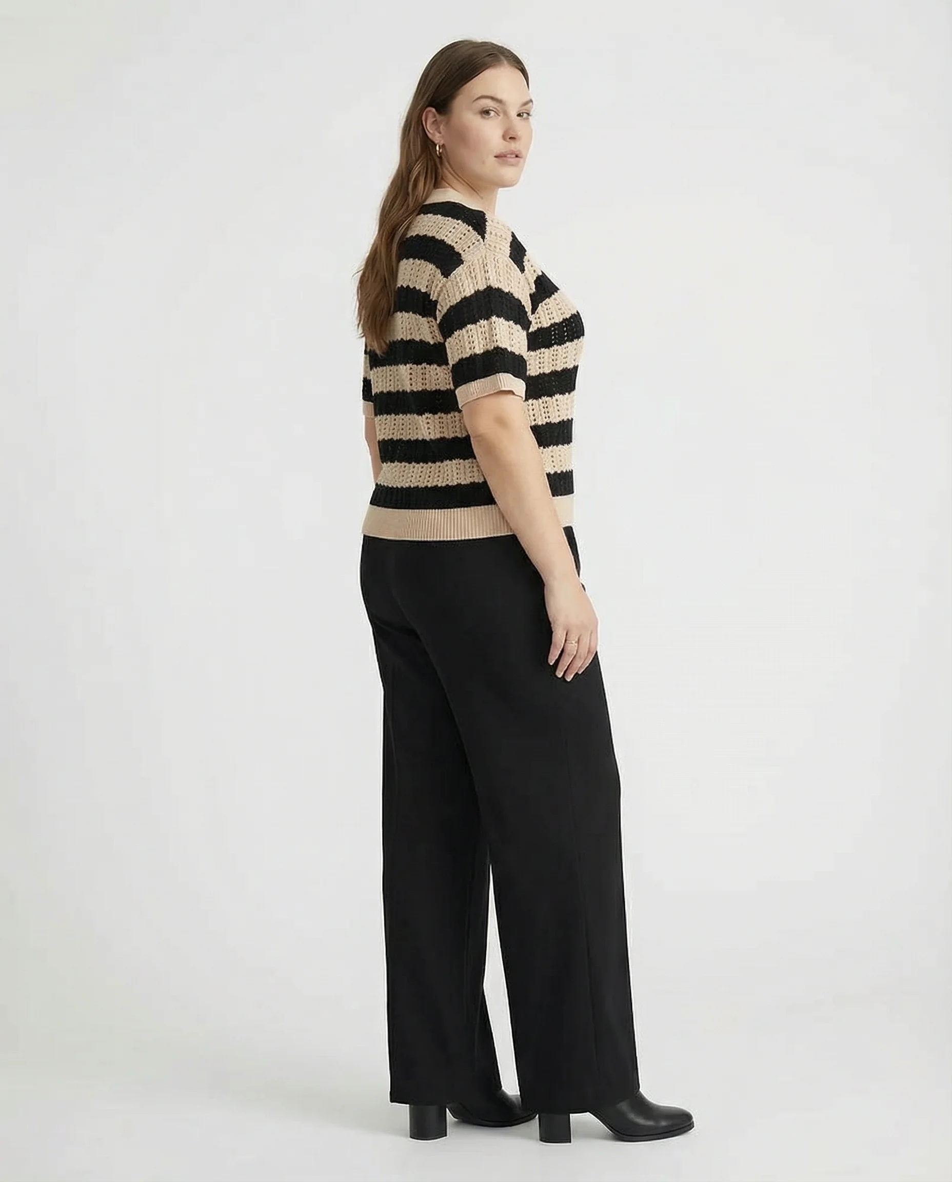 Curvy Pullover 'Darleen' - Image 5