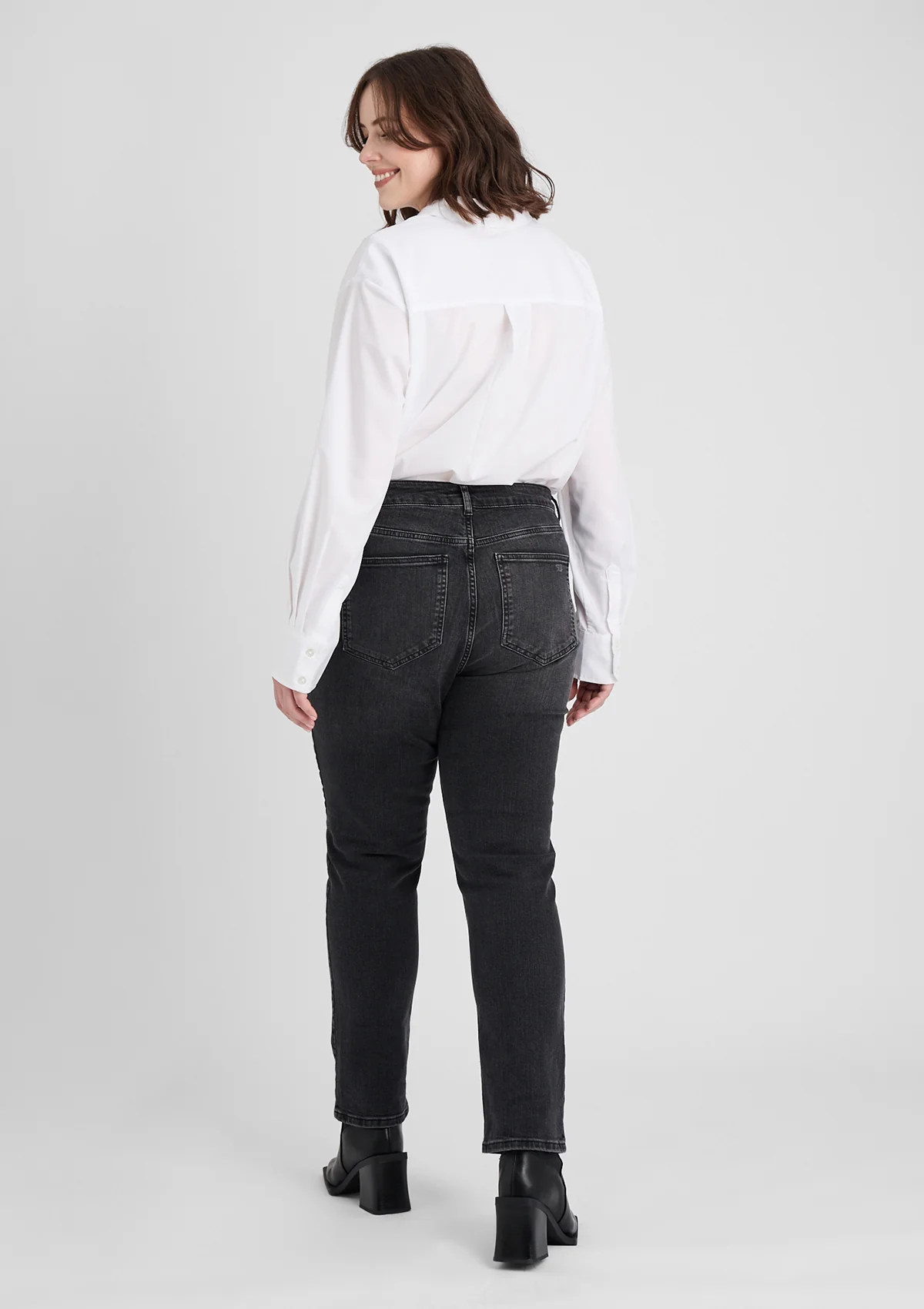 Curvy Jeans 'Regina' - Image 3