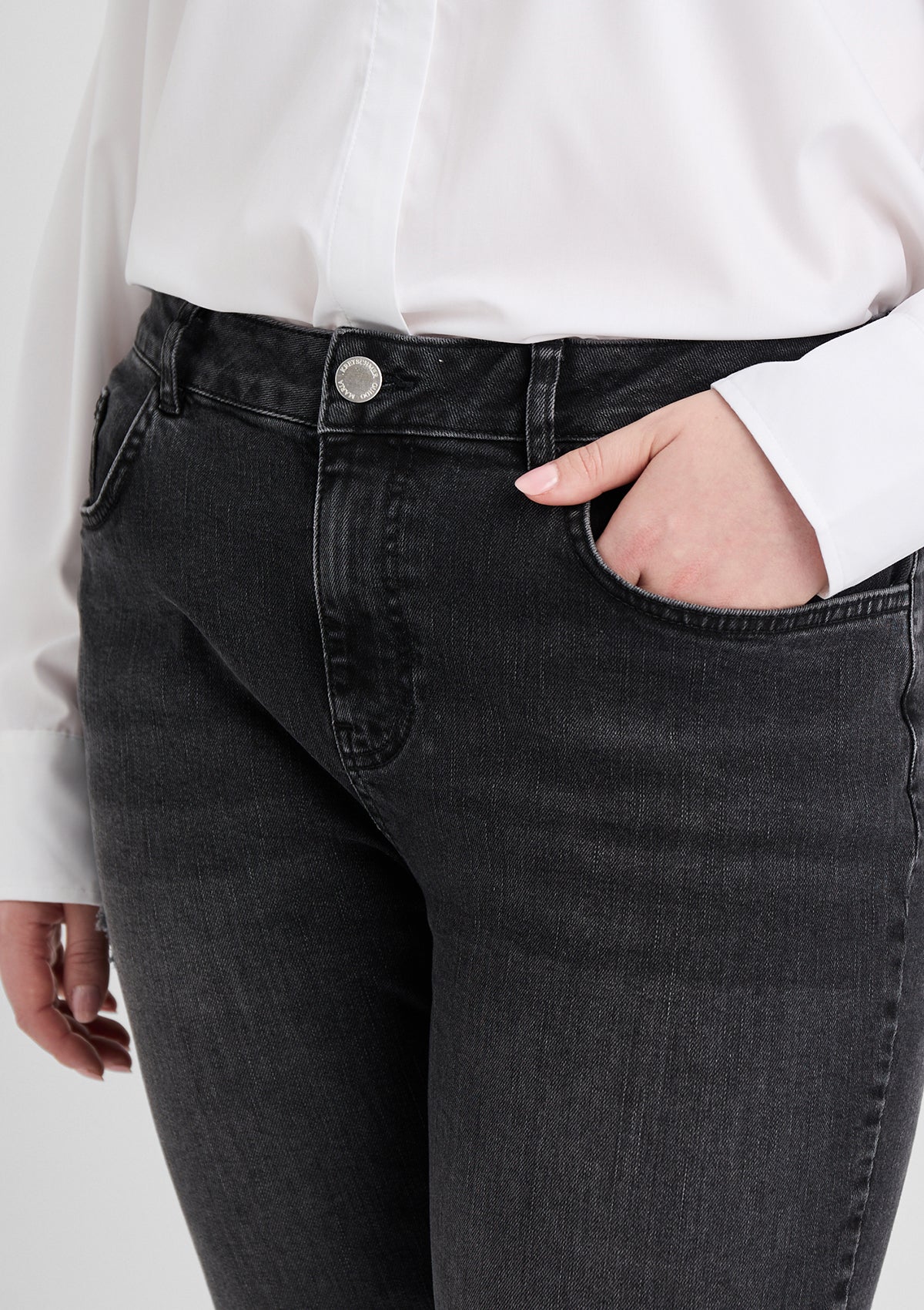 Curvy Jeans 'Regina' - Image 5